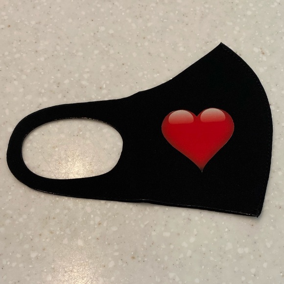 Brand new face mask “ red heart  “❤️ - Picture 2 of 3